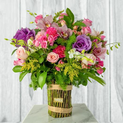 premium mixed flower vase -1