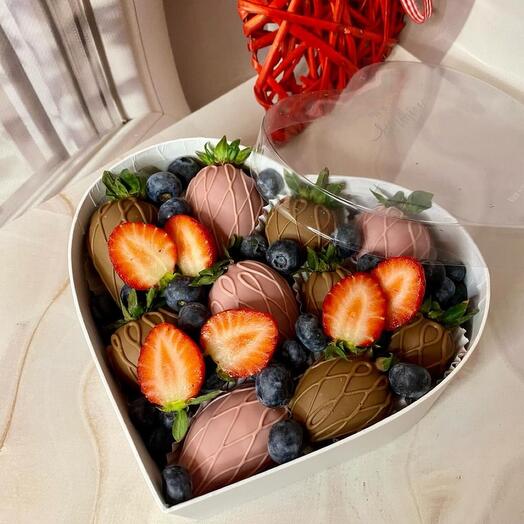 Клубника в шоколаде «Berry Fantasy»
