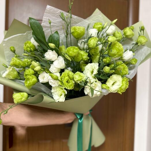 Изумрудный букет эустома лизиантус