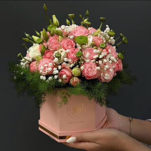 Цветы в коробке Peach
