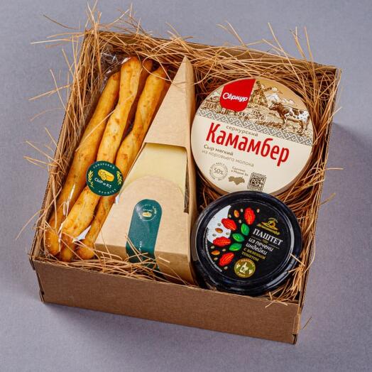 Подарочный набор с камамбером