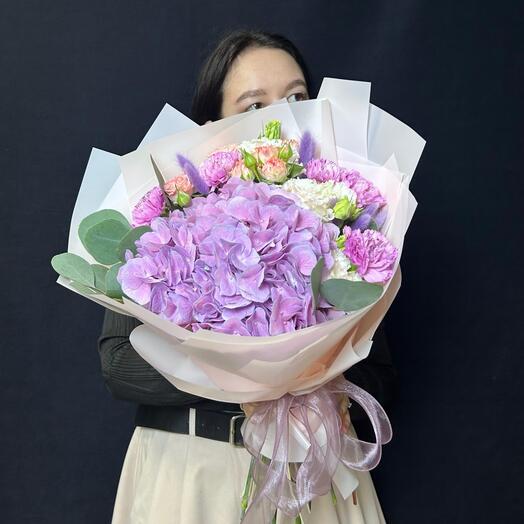 Букет с гортензией «Афродита»