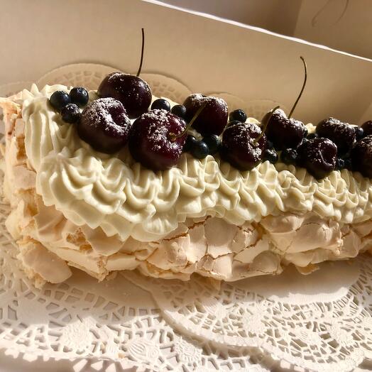 Меренговый рулет)