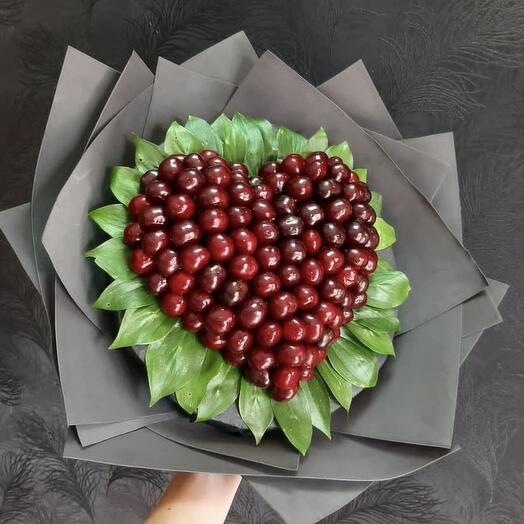 Букет из черешни