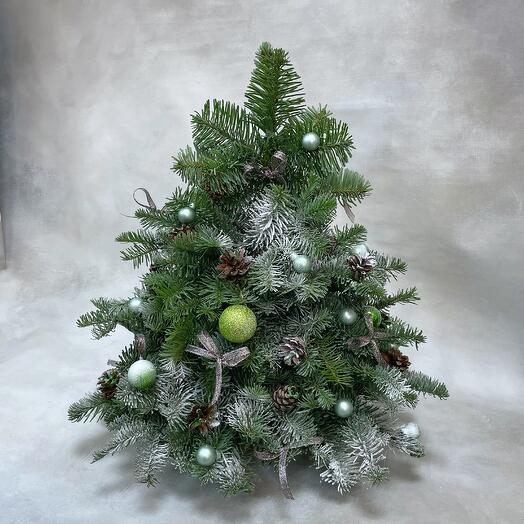 Елочка в зеленом
