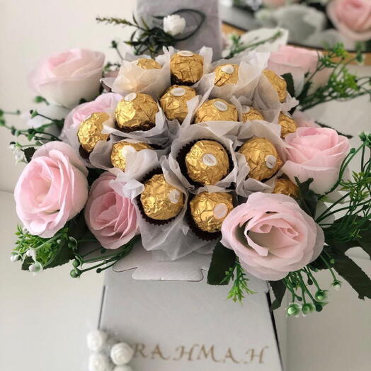 Faux flower, Ferrero rocher bouquet