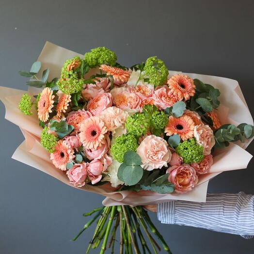 Creamsicle Roses and Gerberas