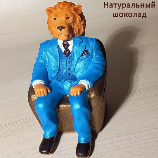 Лев BIG BOSS