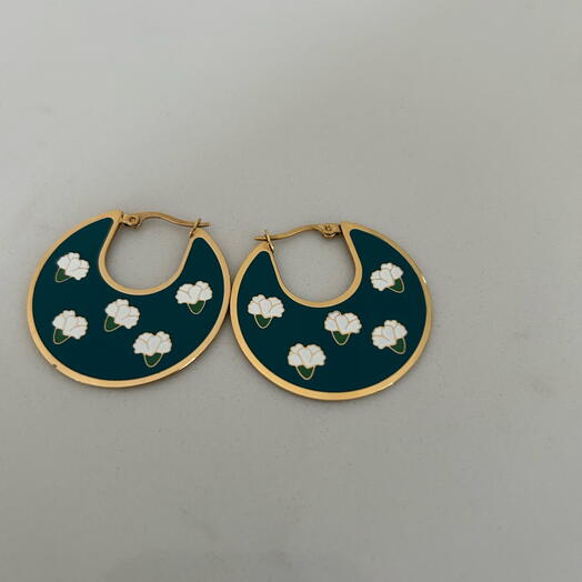 Green flower disc earrings