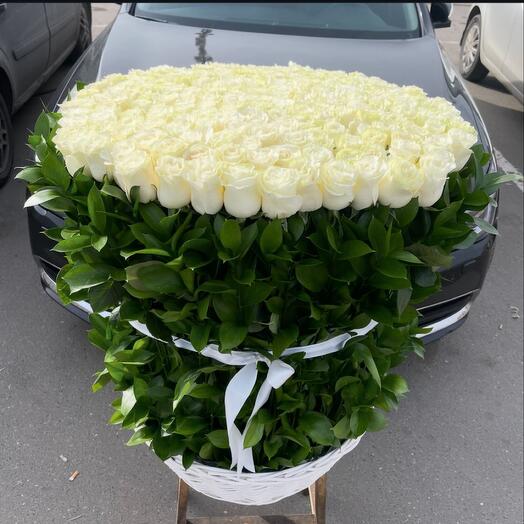 201 white rose in basket