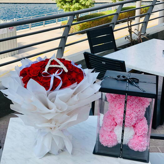 Elegance red bouquet and pink foam teddy