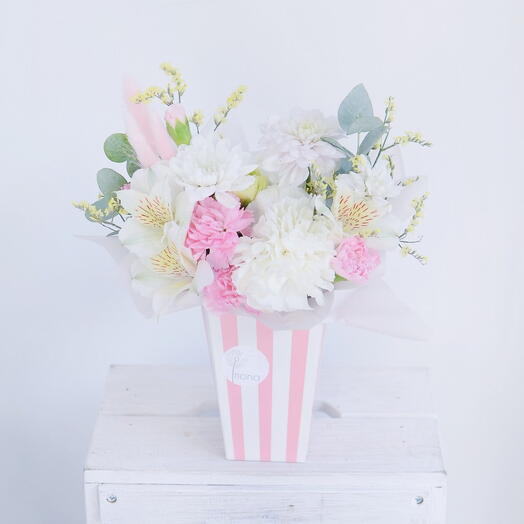 Mono_flowers_story