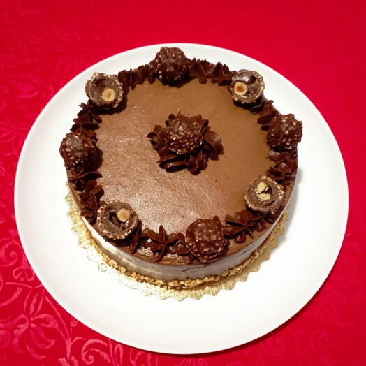 Pastel de chocolate y Ferrero