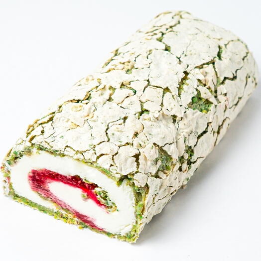 Pistachio meringue roll