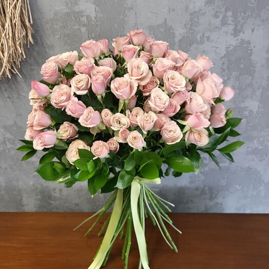 20 Spray Roses Destini
