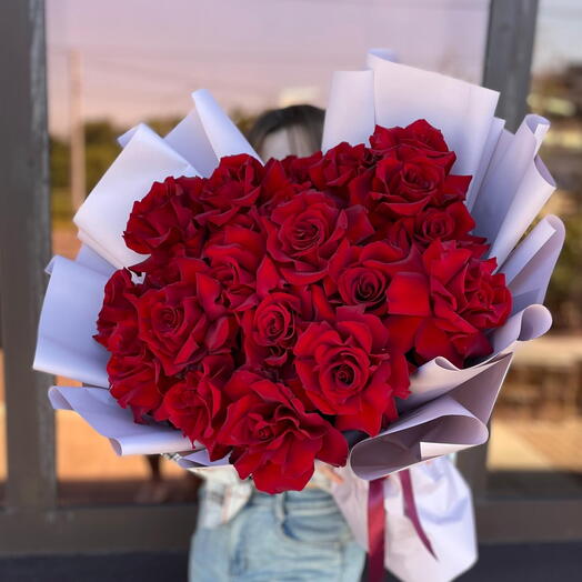 🌷Букет «Счастливые часы» из роз Эквадор