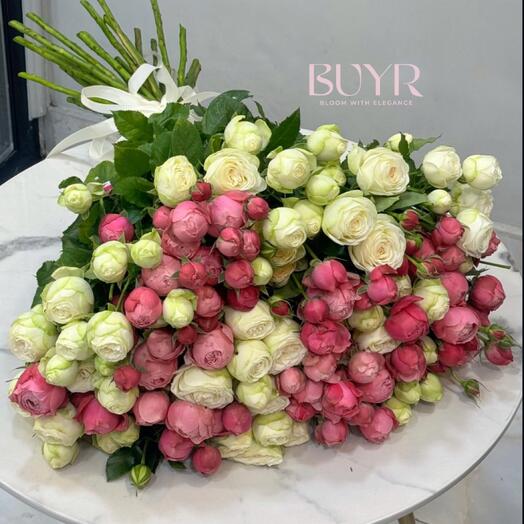 Букет из пионовидных роз в бело-розовой гамме» 🌸🤍💗