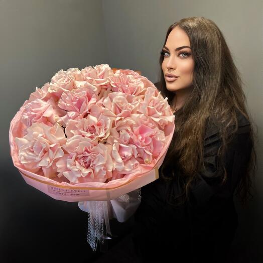 Mono French roses🥰