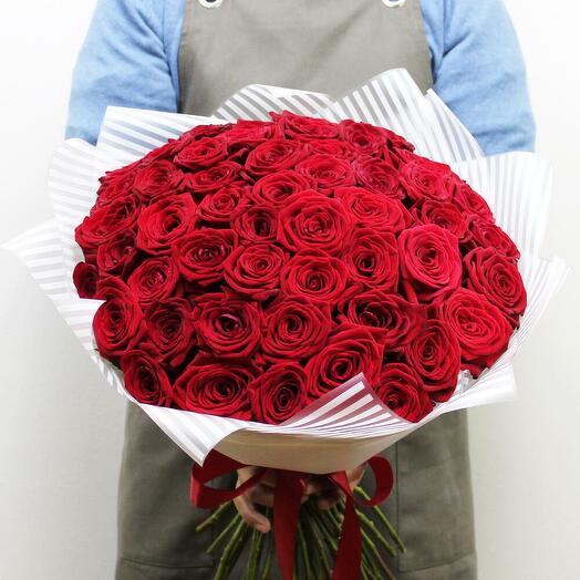 Luxurious bouquet of 50 roses