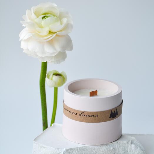 Handmade aroma candle