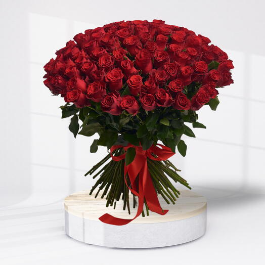 Valentine Bliss ( 81 Roses )