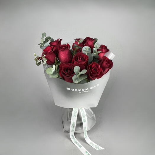 11 Red Roses bouquet