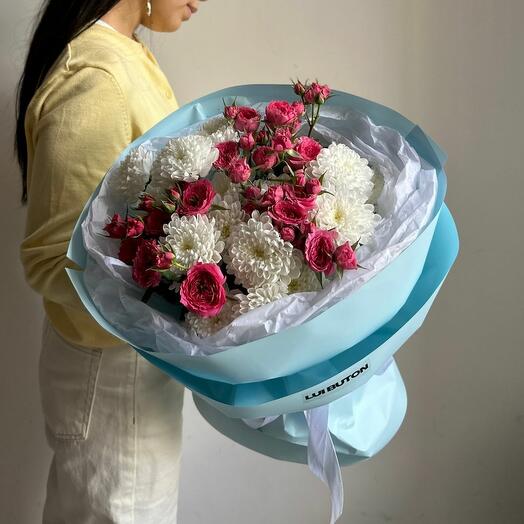 Букет "Розово-голубые оттенки"