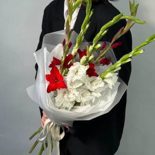 Моно букет GF белых и красных гладиолусов