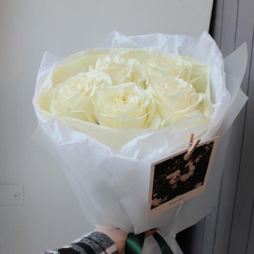 White roses