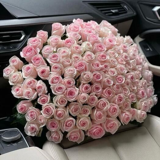 Bouquet of pink roses 101