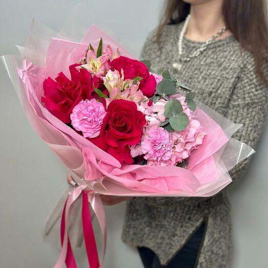 Bouquet with French Roses and Hydrangea