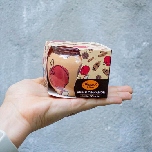 Apple and Cinnamon Candle