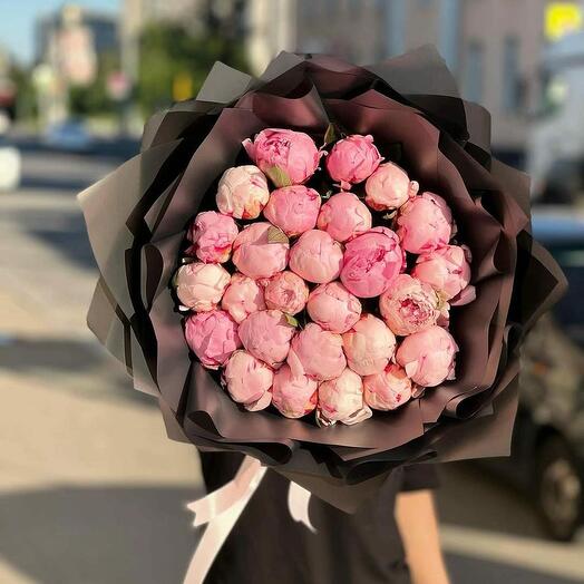 Bouquet of 25 peonies