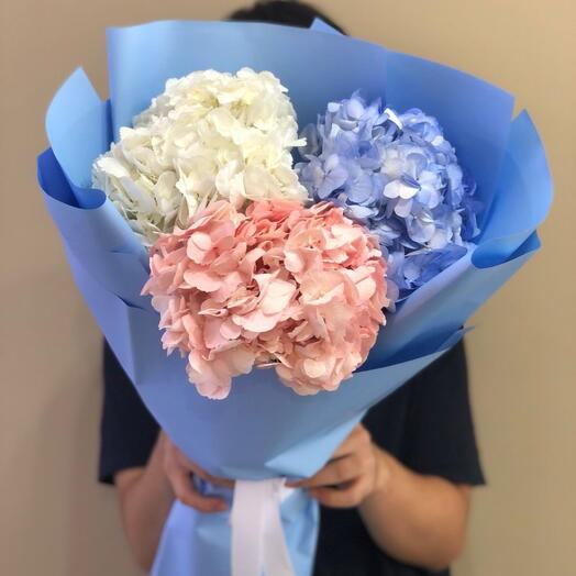 Букетик из 3 гортензии