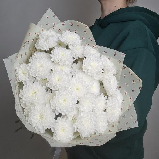 Букет из 7 махровых кустовых хризантем