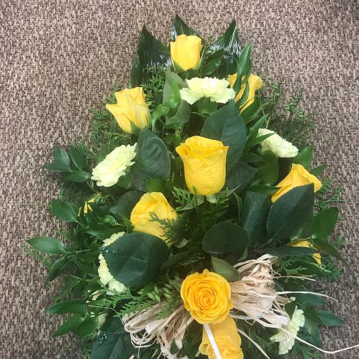 Hautavihko, Цветы и подарки Espoo, купить по цене 6021 руб, Траурные цветы  в Helmi kukka ja hautaustoimisto с доставкой | Flowwow