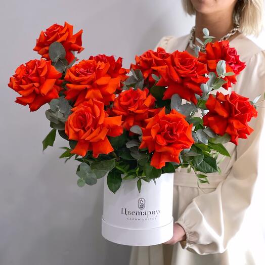 French red roses in a box. Bouquet 026