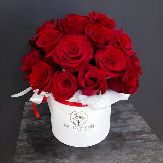 Composition with red roses