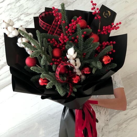 Red Christmas bouquets