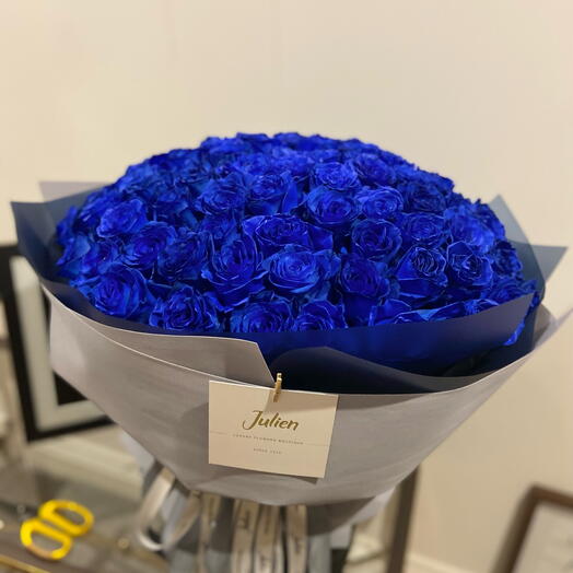 100 luxury blue roses Exclusive