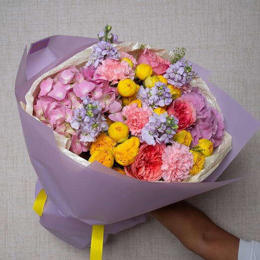 Purple Yellow Gradient Bouquet