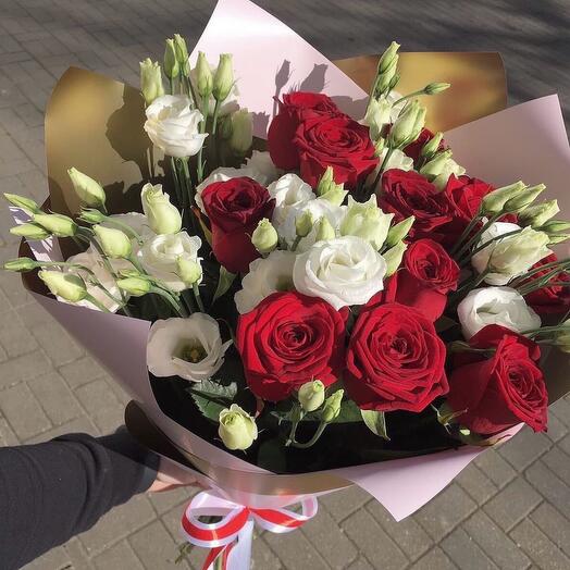 Rose and eustoma mix