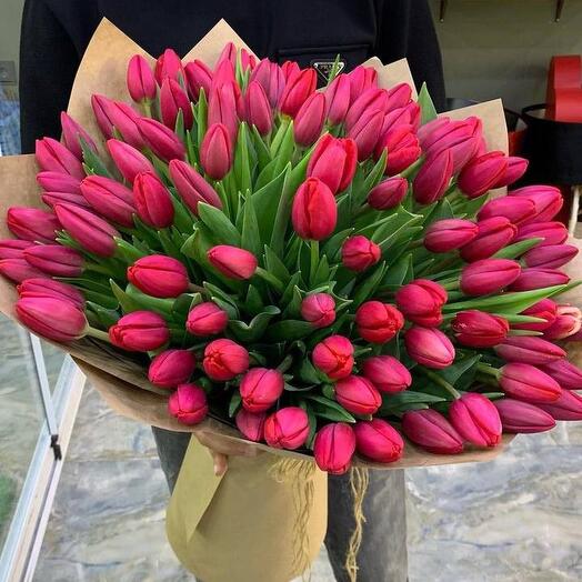 Bouquet of 101 pink tulips