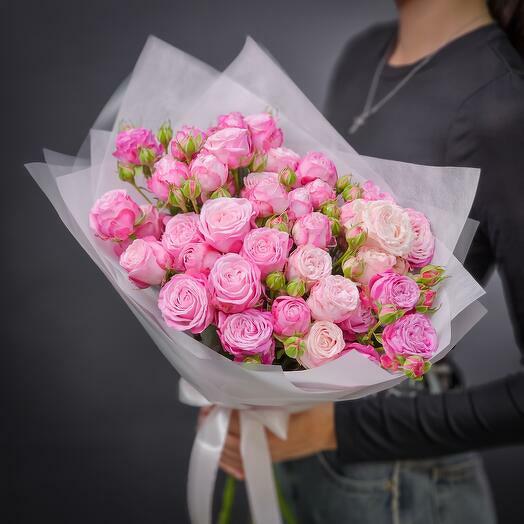 Bouquet of Colourful Peony Spray Roses Lady Bombastic