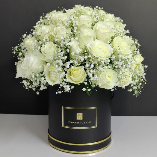 35 White Roses Box
