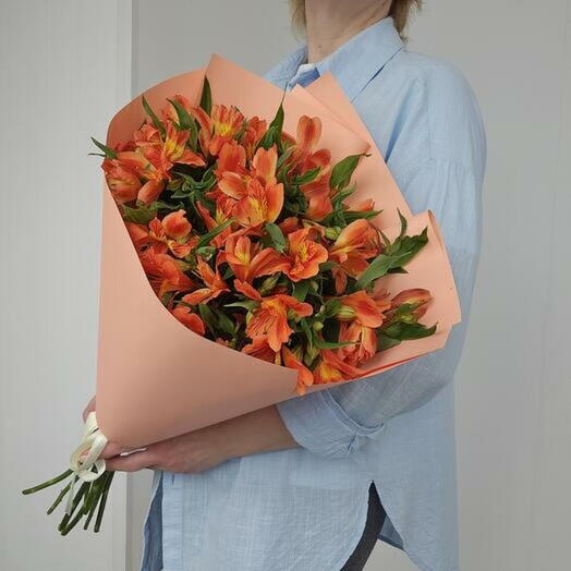 Sunny Orange Alstroemeria Mono Bouquet