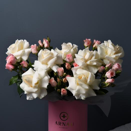 Композиция в шляпной коробке