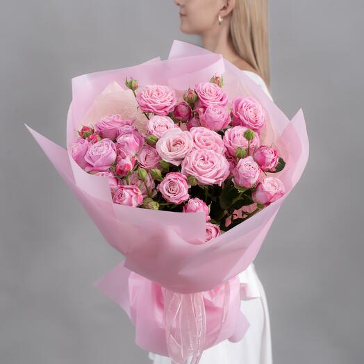 Букет из кустовых, пионовидных роз Леди Бомбастик