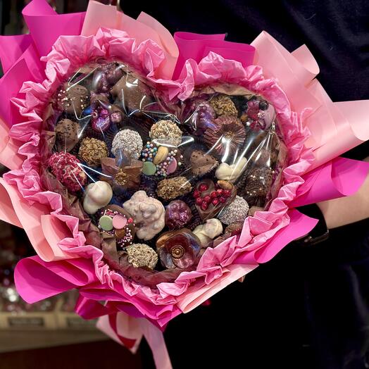 БУКЕТ ИЗ КОНФЕТ 25 Женский подарок