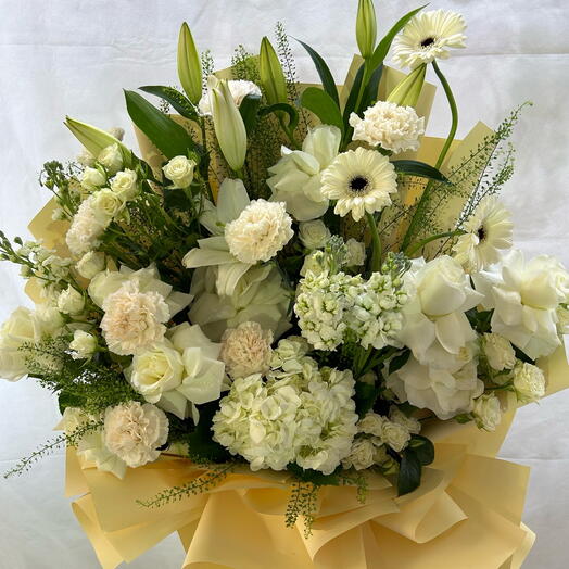 Florists Special white bouquet